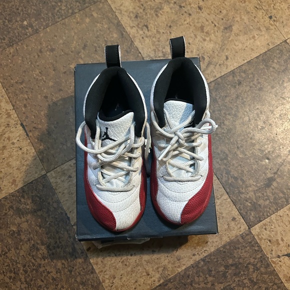 Jordan 12 retro (td) size 10c - Picture 5 of 5